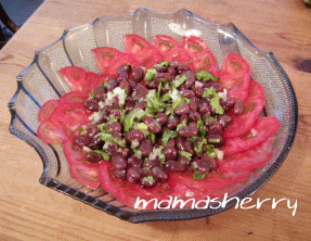 健康レシピの今日の献立：赤インゲン豆とトマトのサラダ