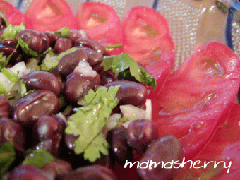健康レシピの今日の献立：赤インゲン豆とトマトのサラダ
